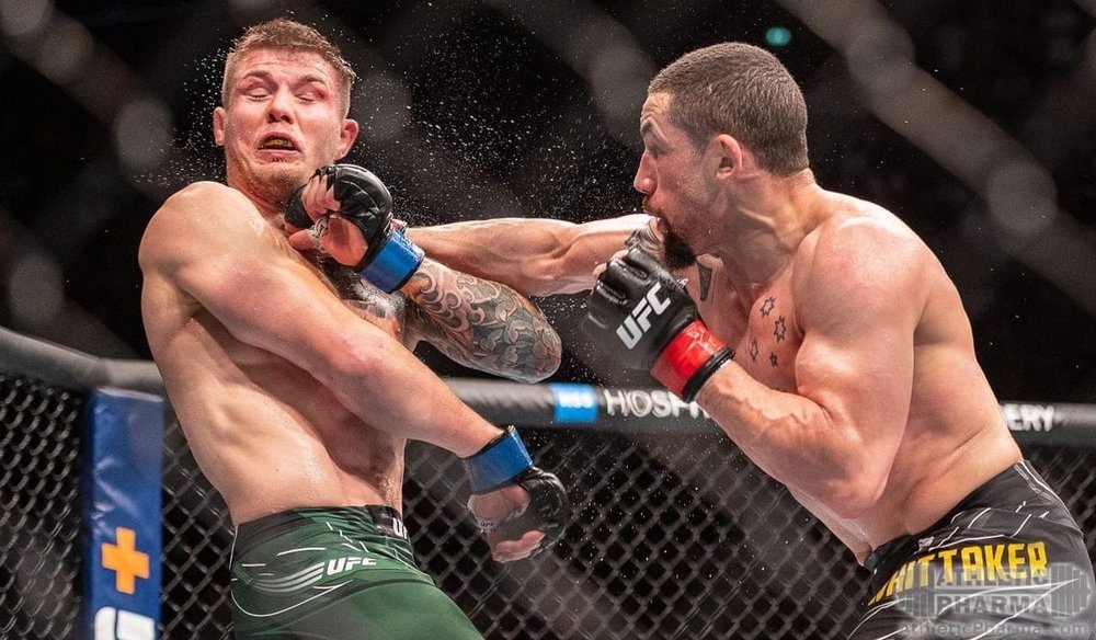 Уиттакер против Веттори на UFC в Париже